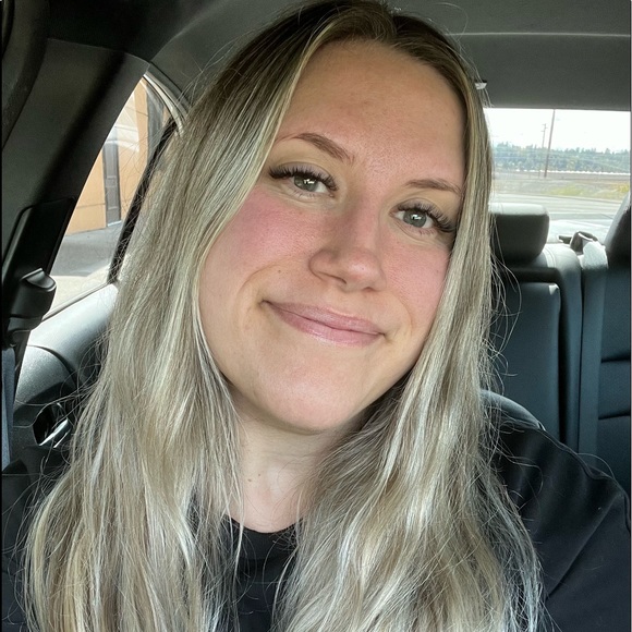 Meet your Posher, Hanna - Picture 1 of 1